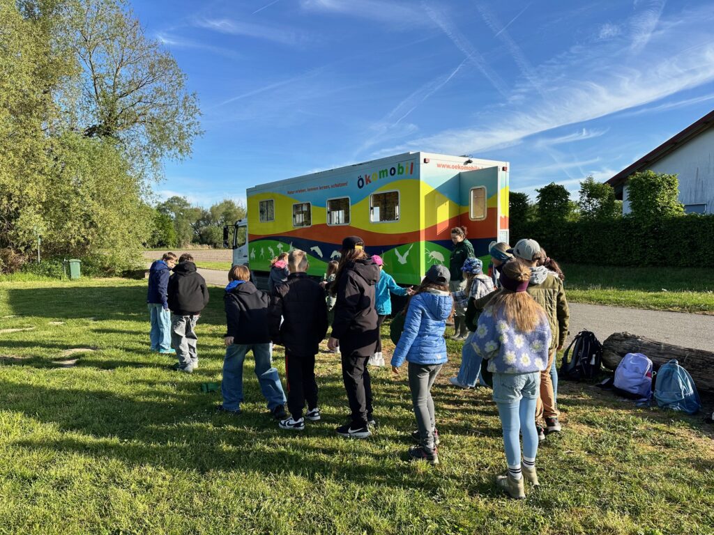 Das Ökomobil am Stafforter Baggersee